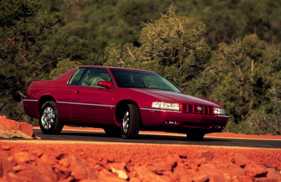  Cadillac Eldorado 1992 года  (фото 21 из 36)